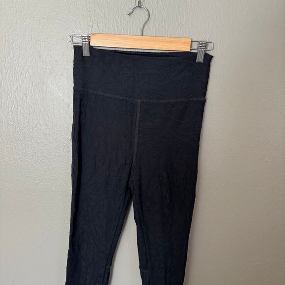 TWENTY MONTREAL Flames 3D Activewear High-rised Active Black Size M/L casual - Picture 5 of 9